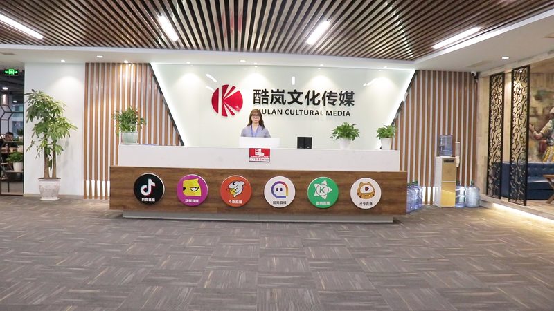 市场口碑：一家优质的加盟品牌，必定拥有良好的市场口碑。可以从以下方面进行考察：