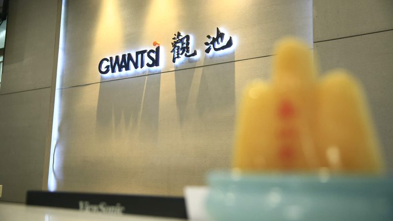 美妆直播代运营与传统代运营：一场直播，两种运营策略